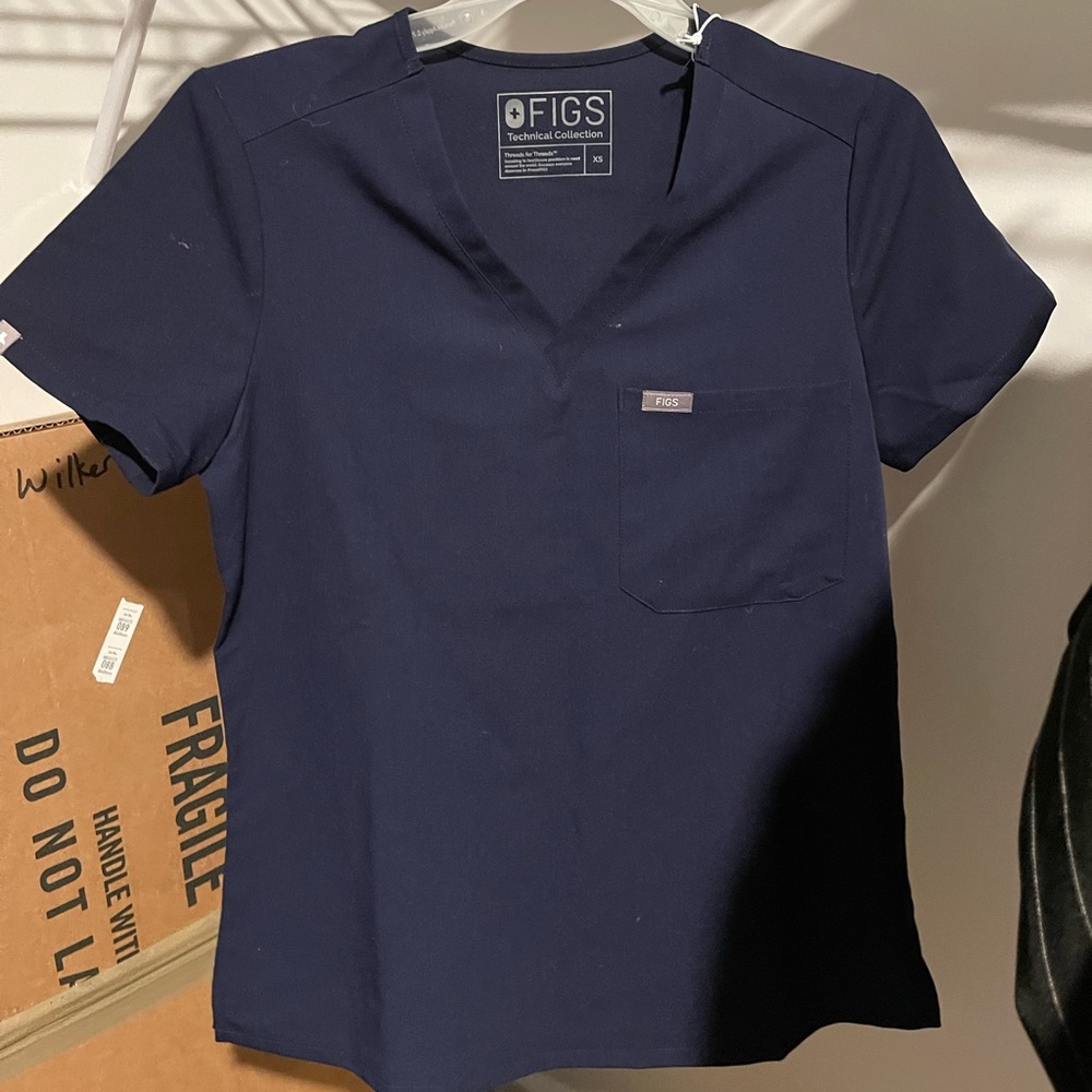 FIGS Navy Blue Scrub Top XS
